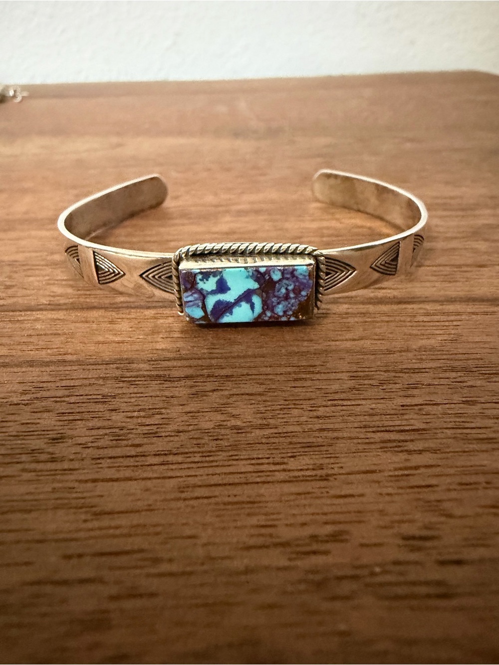 Nizhoni Traders Sterling Silver Purple Dream Turquoise Cuff Bracelet - Picture 2 of 4